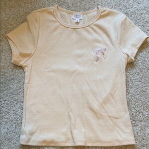 Cream baby tee with bow embroidery